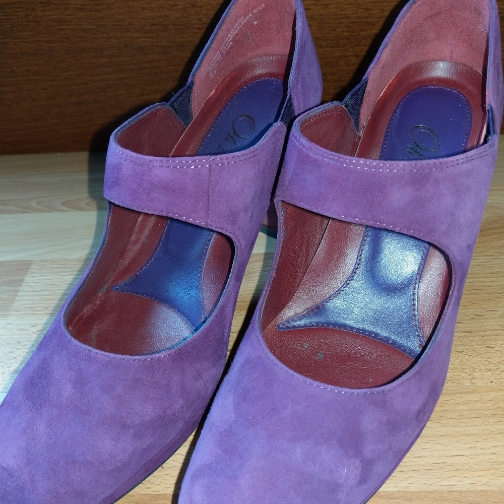 Oh! Healthyheels Tori Mary Jane suede pumps 8.5/39